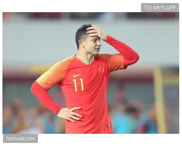 压制后防抢点接管禁区，艾克森本季前插较上季更频繁