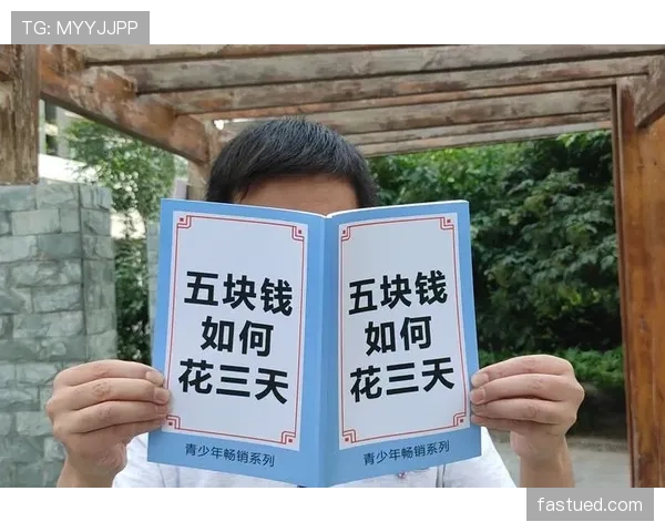 张博恒这生活也太反差了吧，随手一张照片就把我整个月工资羞辱了